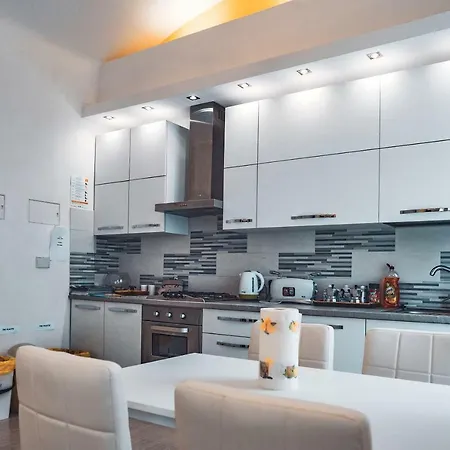Hostel Viсino La Spezia